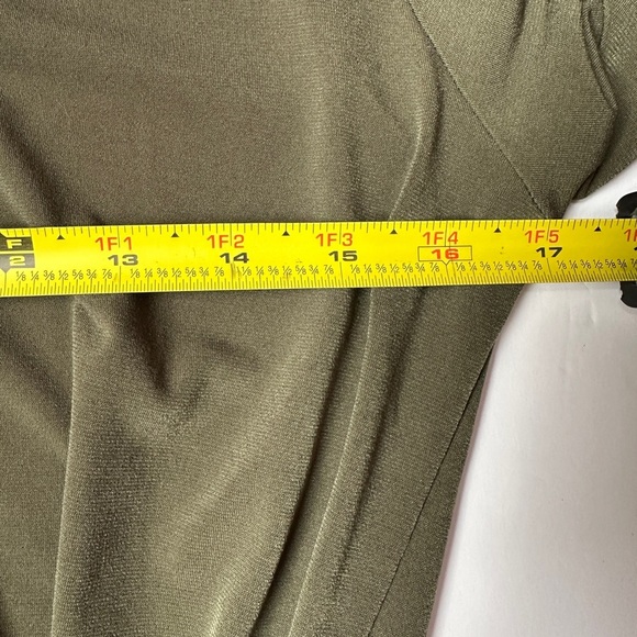 Michael Kors Dress Women’s | Size XS | Olive | Long Sleeve | with Zip Front - Picture 4 of 7